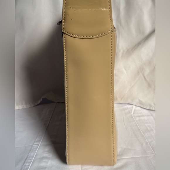 Gucci Cream Shoulder Bag - Picture 4 of 10